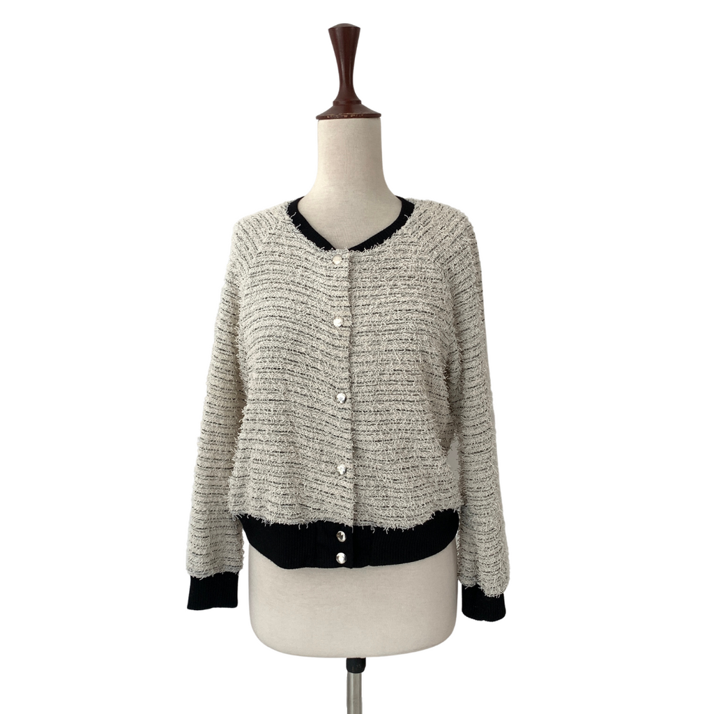 Happening In The Present White Jacket | Gently Used |