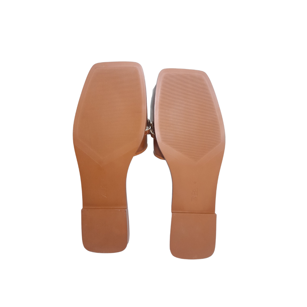 ZARA Tan Gold Chain Slides | Like New |