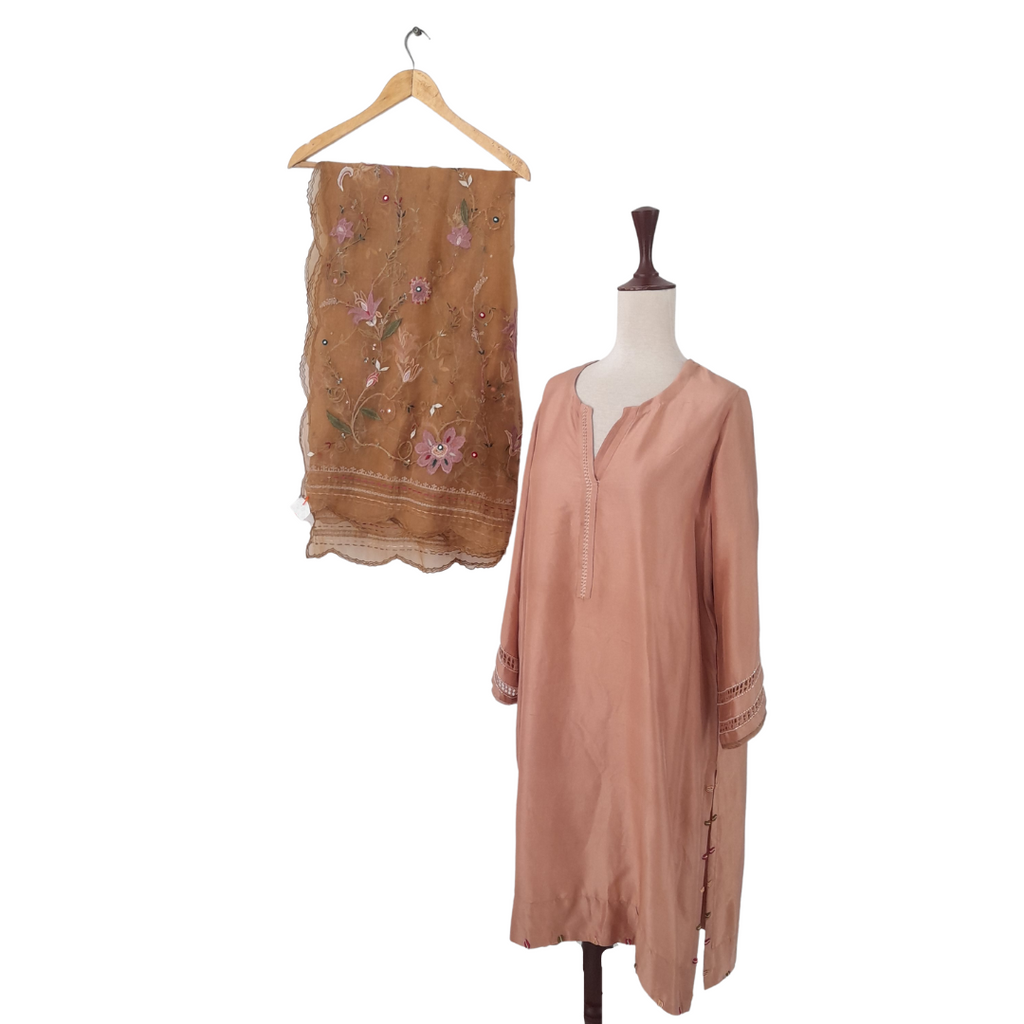 Miraka By Misha Lakhani Beige & Peach Kurta & Duppatta | Gently Used |