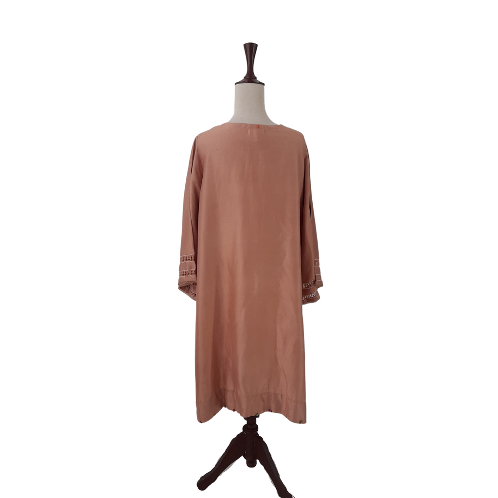 Miraka By Misha Lakhani Beige & Peach Kurta & Duppatta | Gently Used |