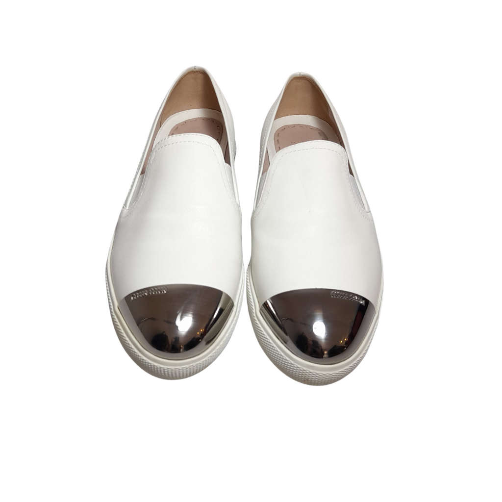 Miu Miu White Leather and Silver Flats | Gently Used |