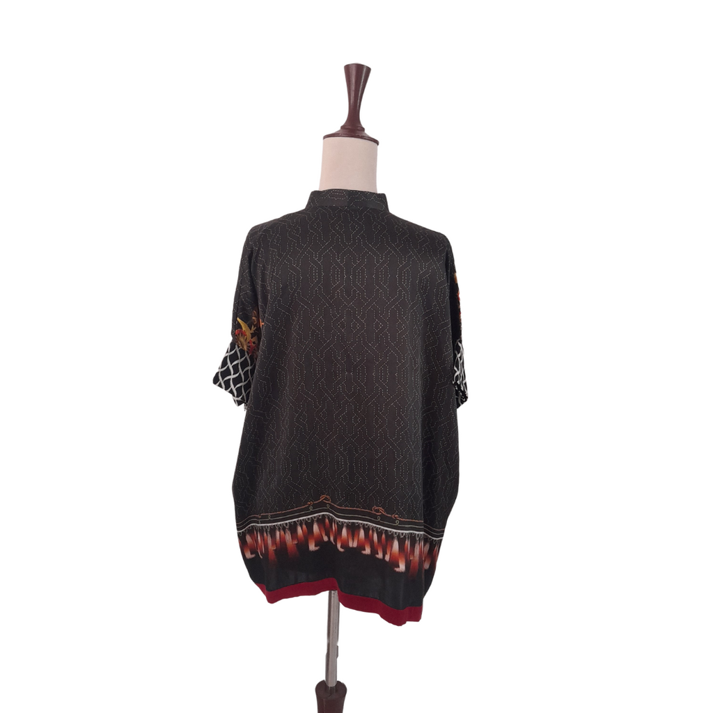 Sania Maskatiya Dark Grey Digital Printed Silk Top | Gently Used |
