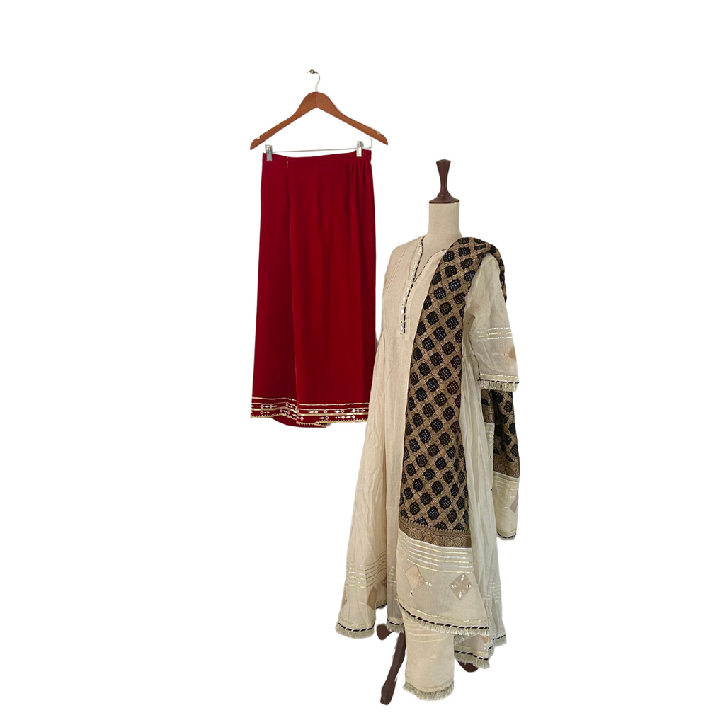 Misha Lakhani Off-white Maxi 3 Piece | Gently Used |