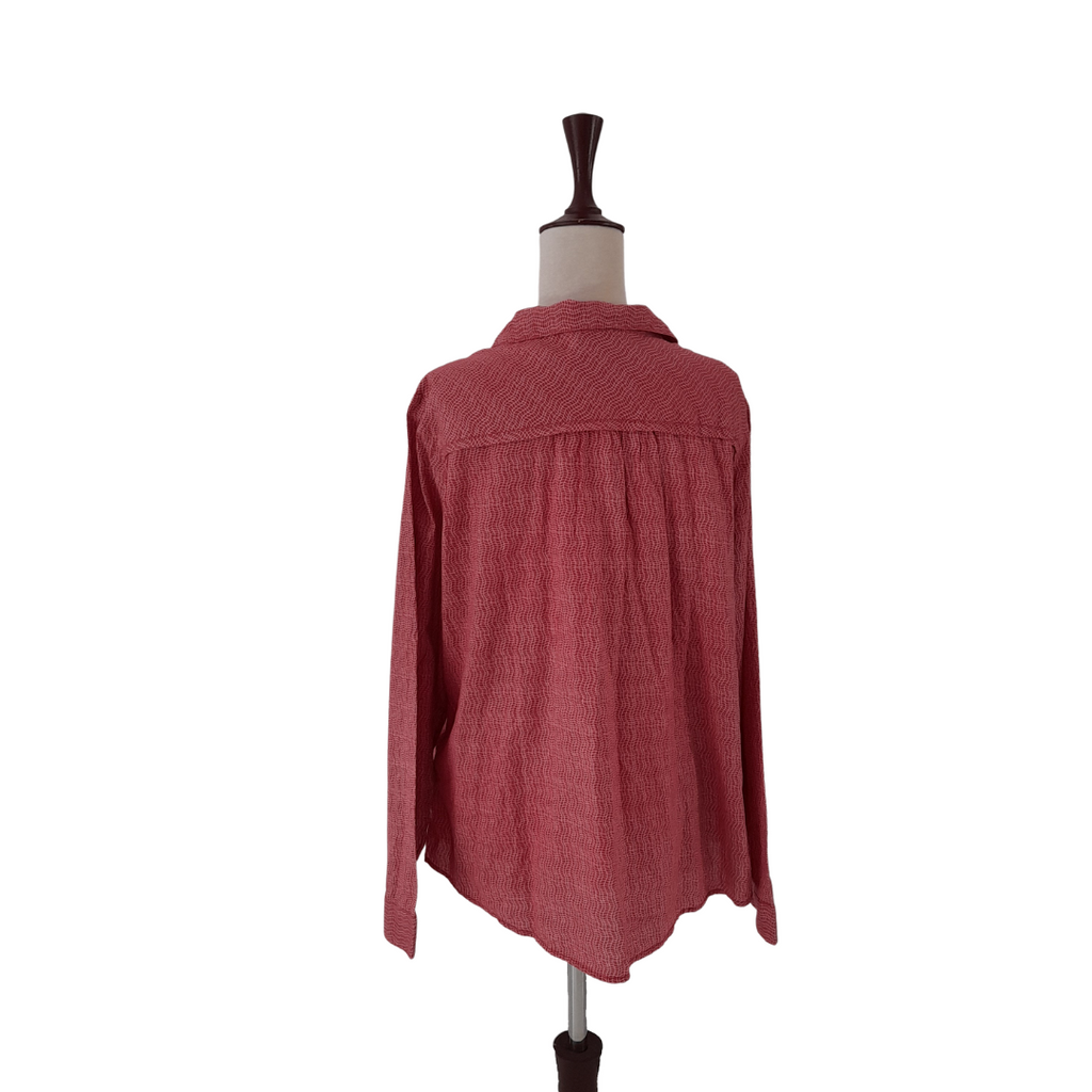 Old Navy Red & White Printed Collared Shirt | Gently Used |