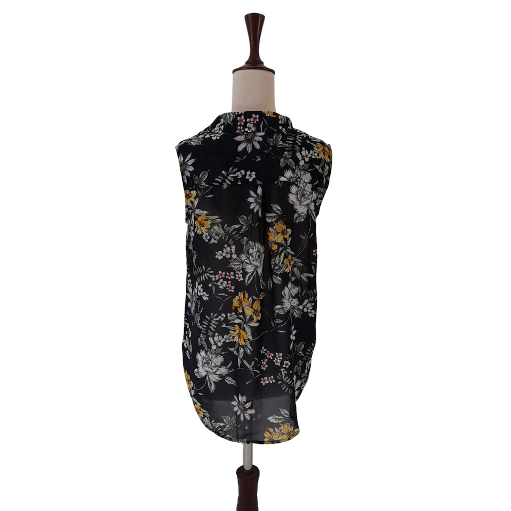 H&M Navy Floral Printed Sleeveless Shirt | Gently Used |