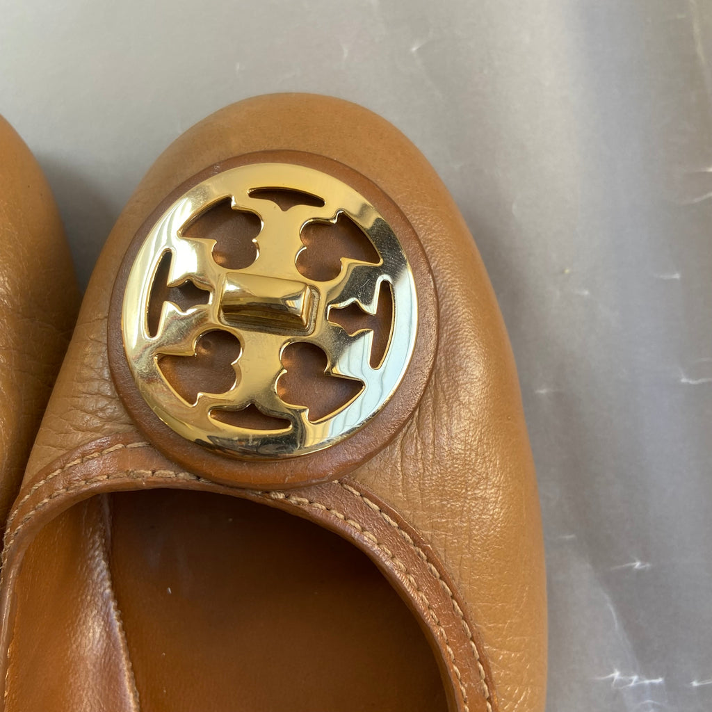 Tory Burch Tan Leather "Selma" Logo Ballet Flats | Pre Loved |