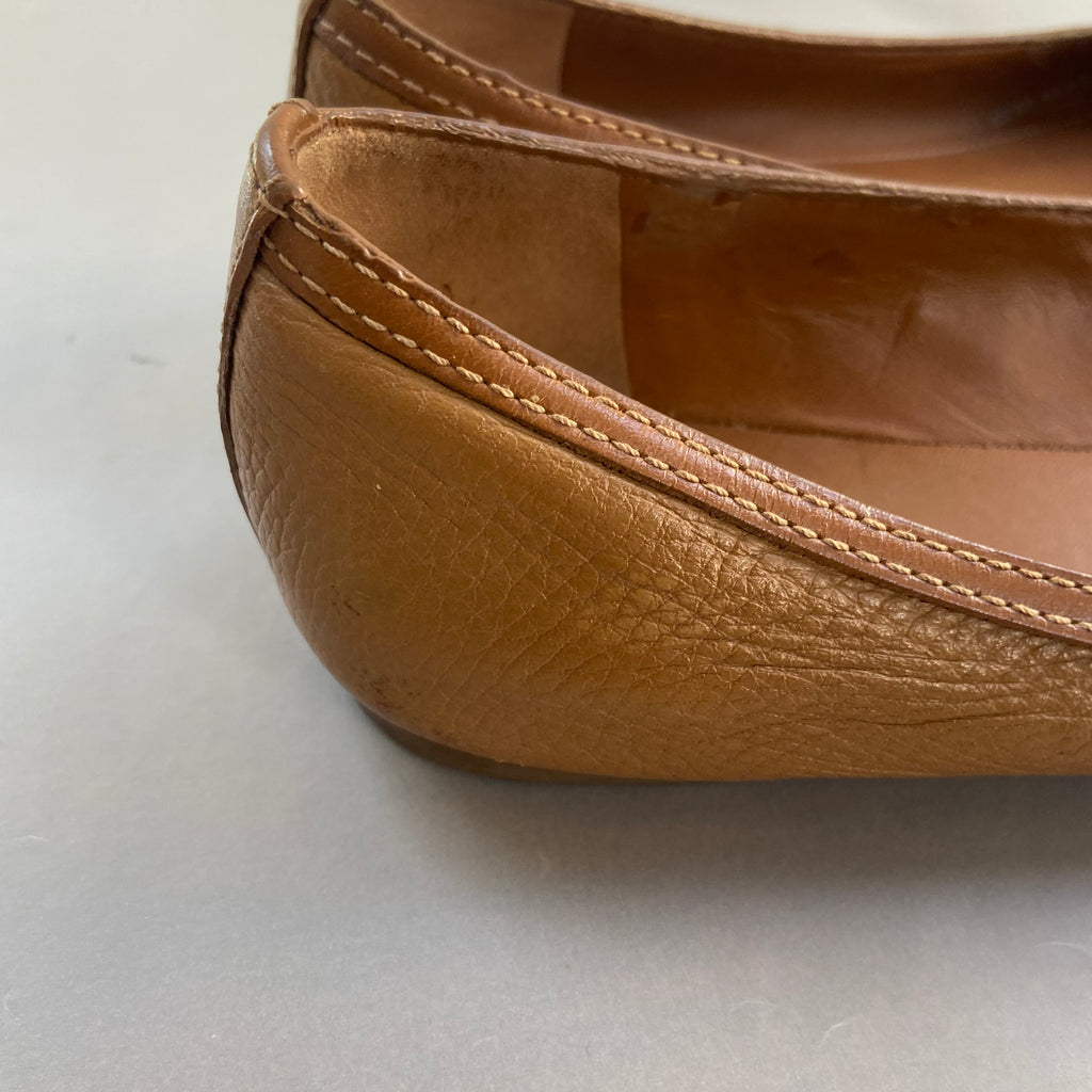 Tory Burch Tan Leather "Selma" Logo Ballet Flats | Pre Loved |