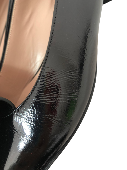Valentino Black Leather Vlogo Club Pumps | Gently Used |
