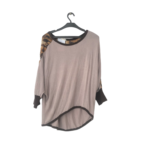 Xhilaration Cheetah Print and Brown Top