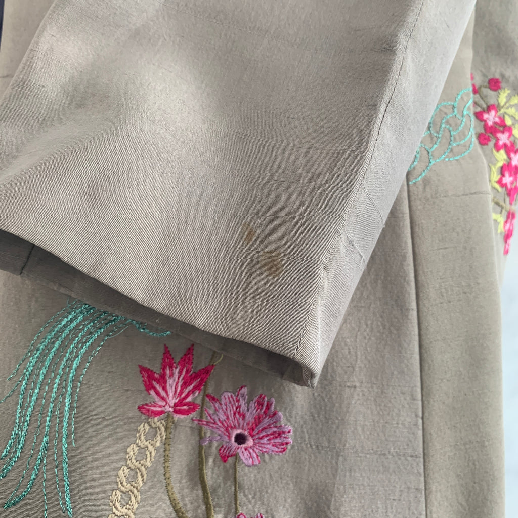 Sania Maskatiya Grey Embroidered Silk 3 Piece | Pre Loved |