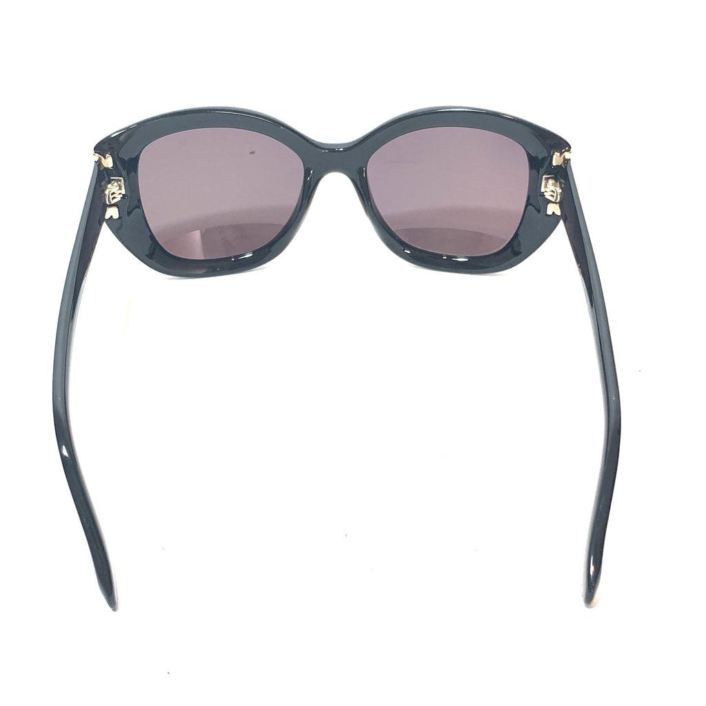 Salvatore Ferragamo Black SF819S Cat-Eye Sunglasses | Gently Used |