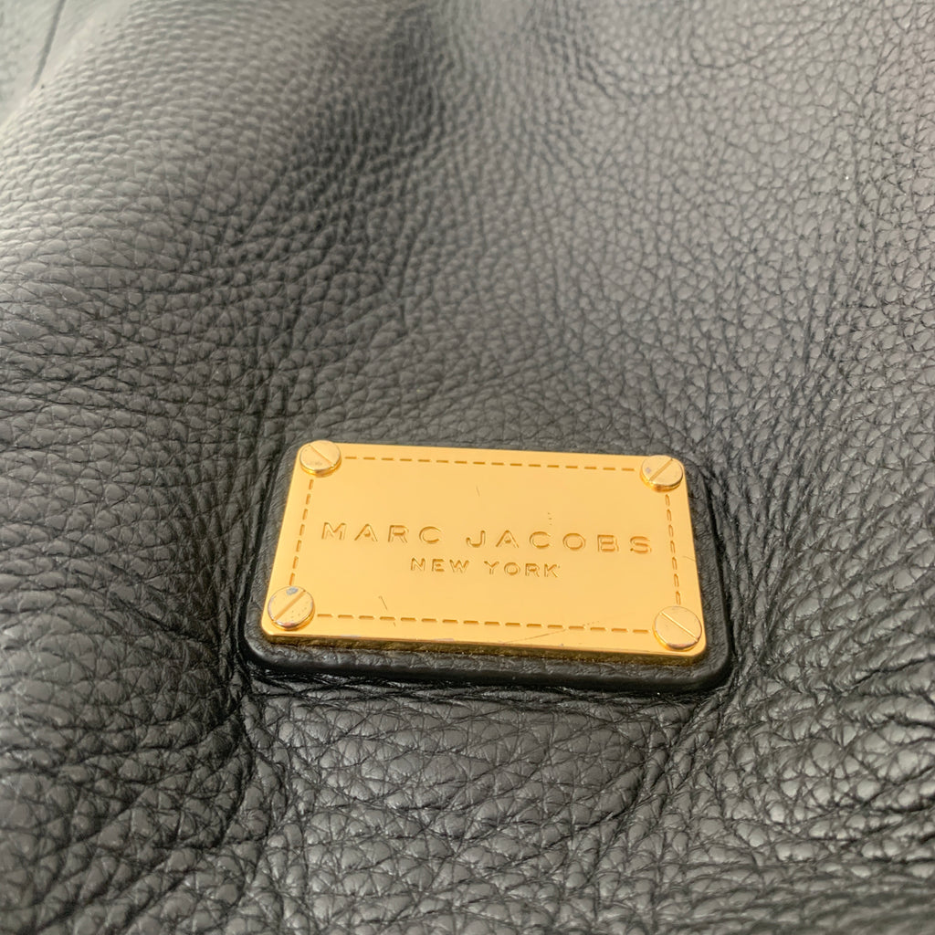 Marc Jacobs Black Pebbled Leather Shoulder Bag | Gently Used |