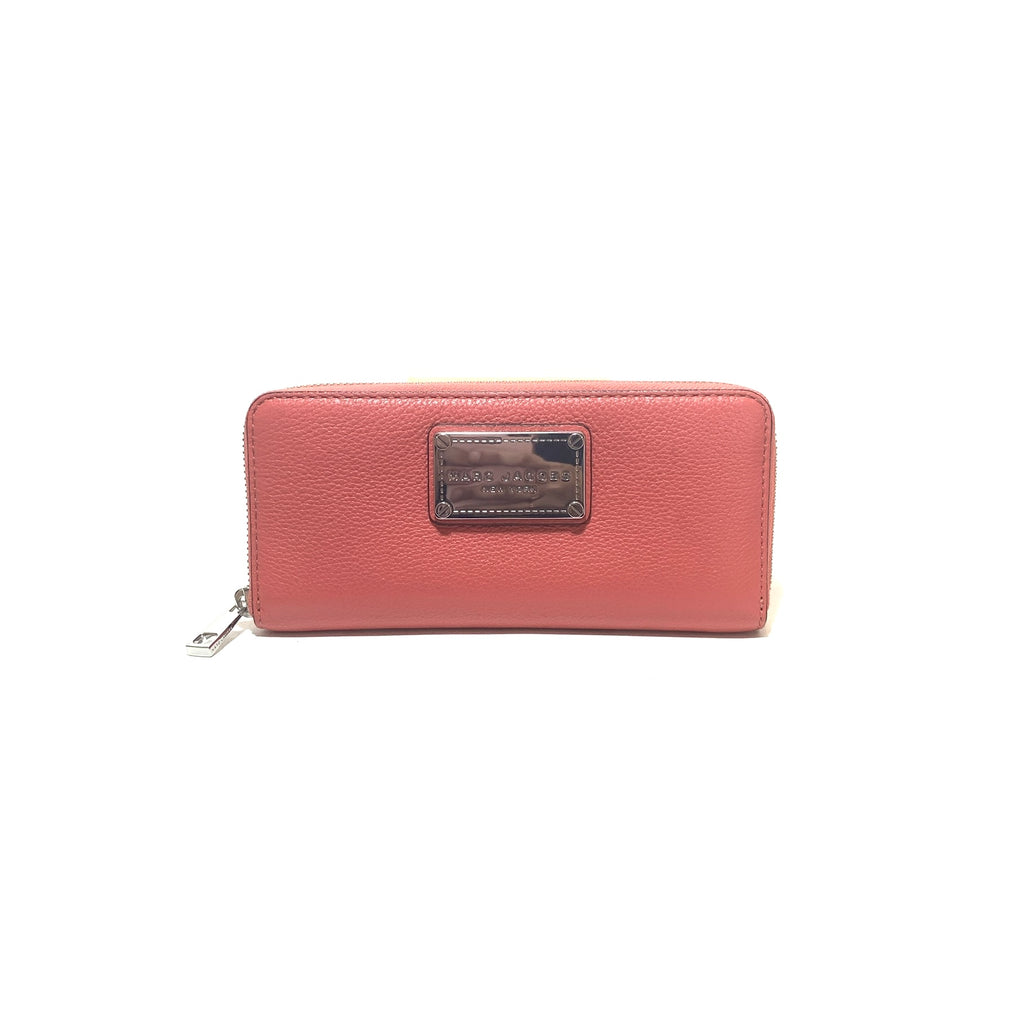 Marc Jacobs Coral Pebbled Leather Ziparound Wallet | Gently Used |