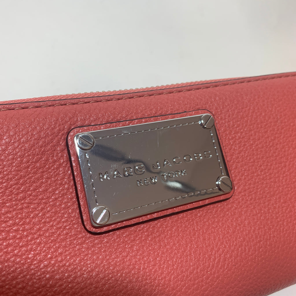 Marc Jacobs Coral Pebbled Leather Ziparound Wallet | Gently Used |