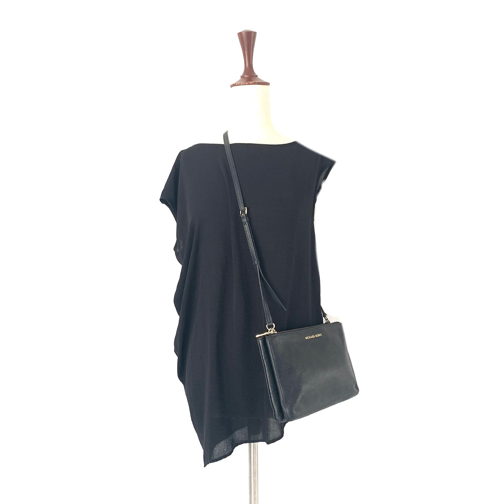 Michael Kors Black Pebbled Leather Cross Body Bag | Gently Used |