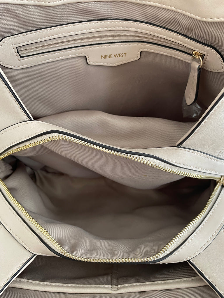 Nine West Cream Pebbled Shoulder Bag | Brand New |