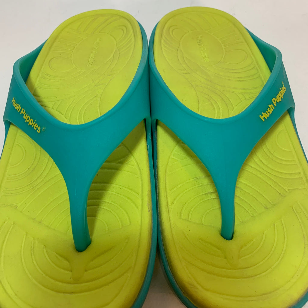 Hushpuppies Green Rubber Thong Sandals | Pre Loved |