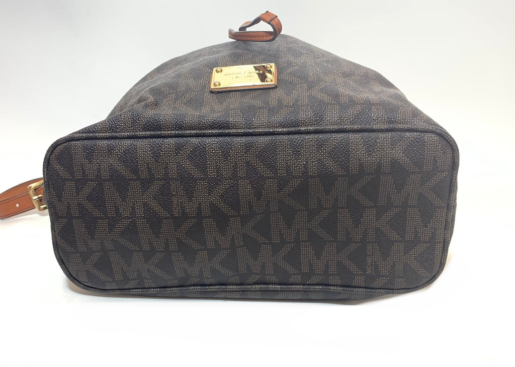 Michael Kors Monogram Bucket Bag | Gently Used |