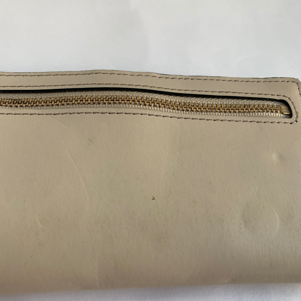 Kate Spade Beige Wallet | Pre Loved |