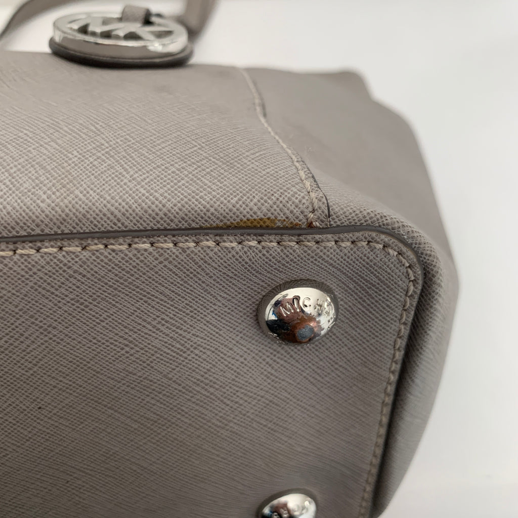 Michael Kors Light Grey Leather Zip Tote | Pre Loved |