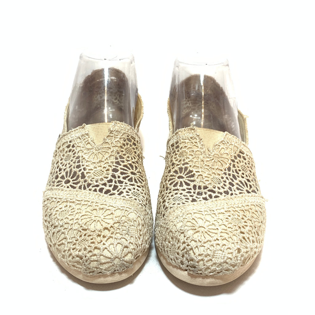 TOMS Ivory Lace Canvas Shoes | Pre Loved |