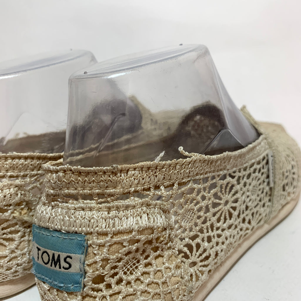 TOMS Ivory Lace Canvas Shoes | Pre Loved |