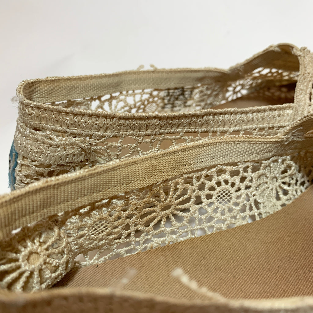 TOMS Ivory Lace Canvas Shoes | Pre Loved |