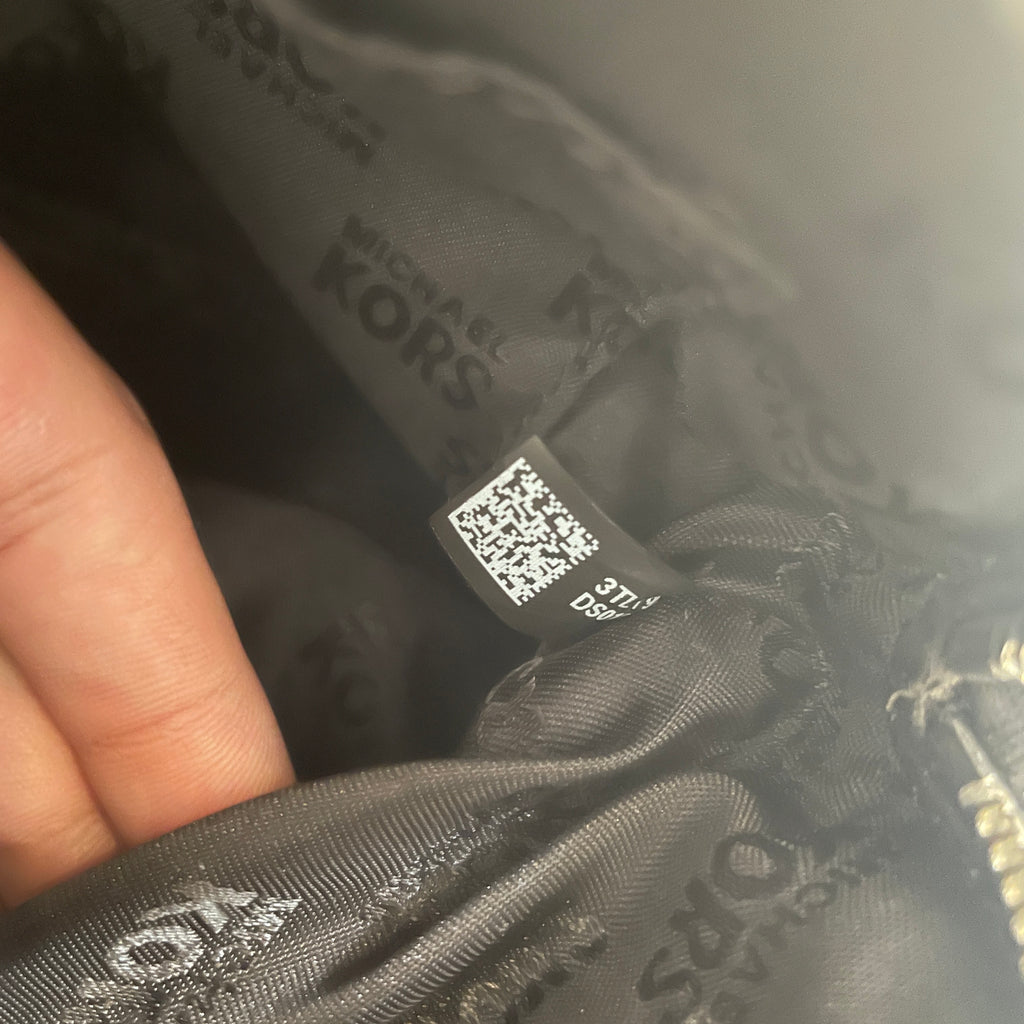 Michael Kors Black Leather Dome Crossbody Bag | Pre Loved |