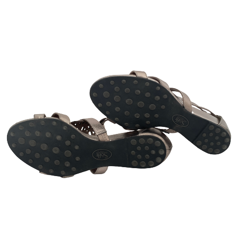 Sofft Dark Silver Leather Sandals | Gently Used |