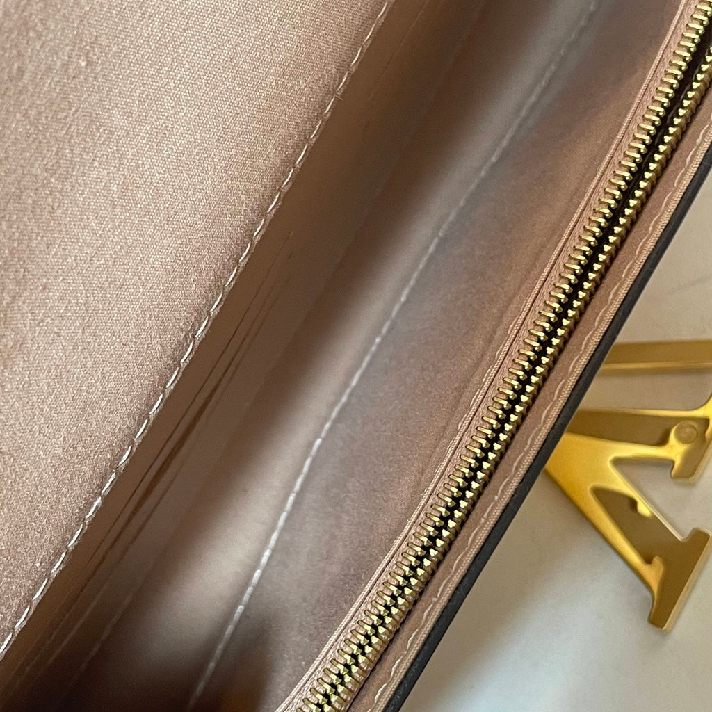 Louis Vuitton Beige Vernis Leather Louise Clutch Bag | Gently Used |