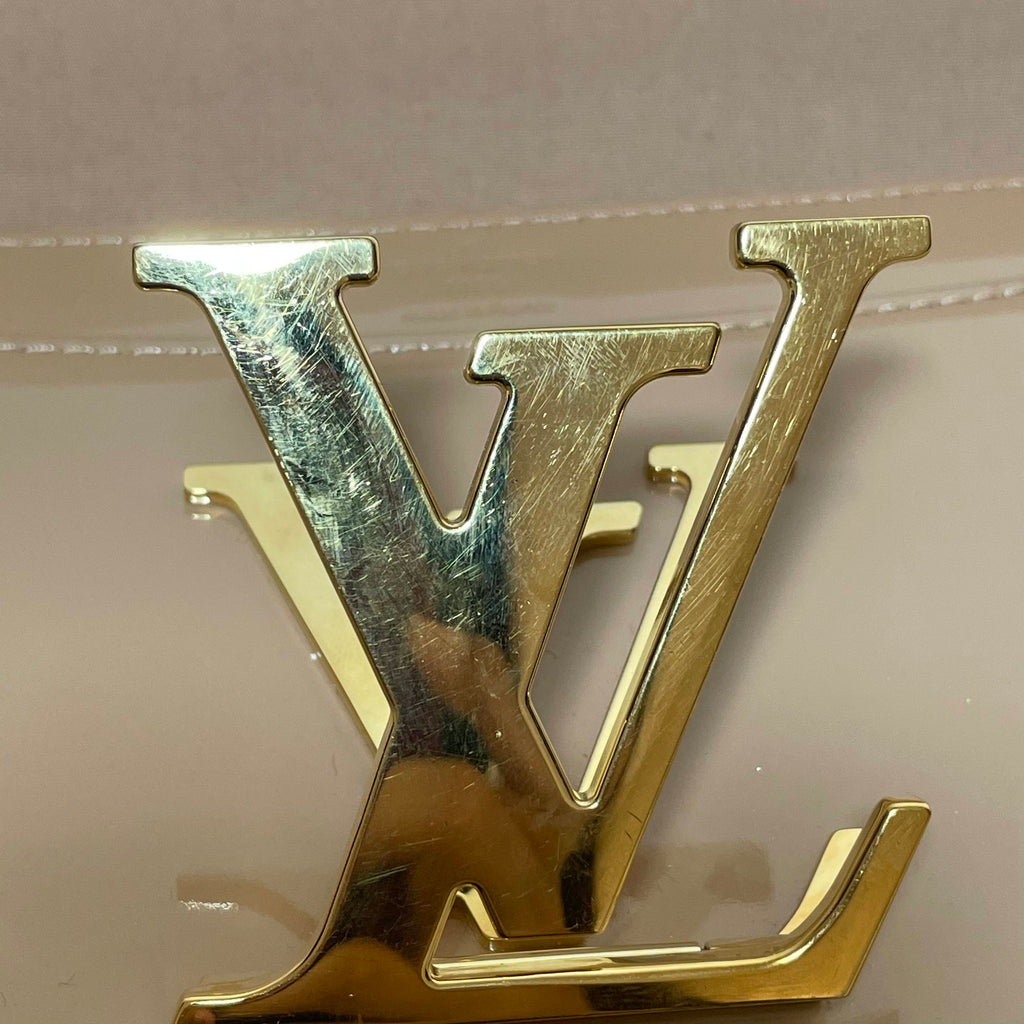 Louis Vuitton Beige Vernis Leather Louise Clutch Bag | Gently Used |