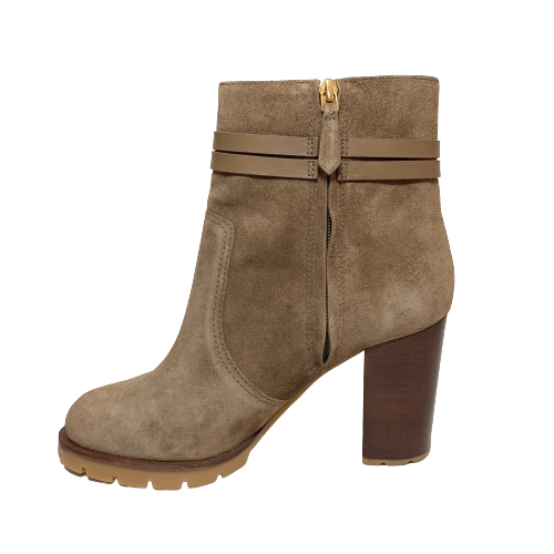 Tory Burch 'Leigh' Lug Sole Beige Suede Boots | Brand New |