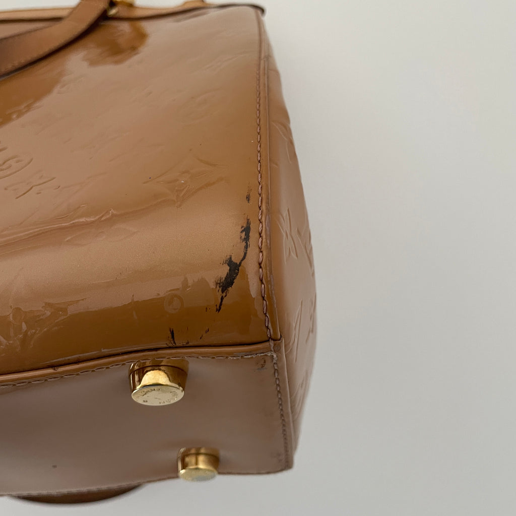 Louis Vuitton Beige Monogram 'Vernis Brea' MM Bag | Pre Loved |