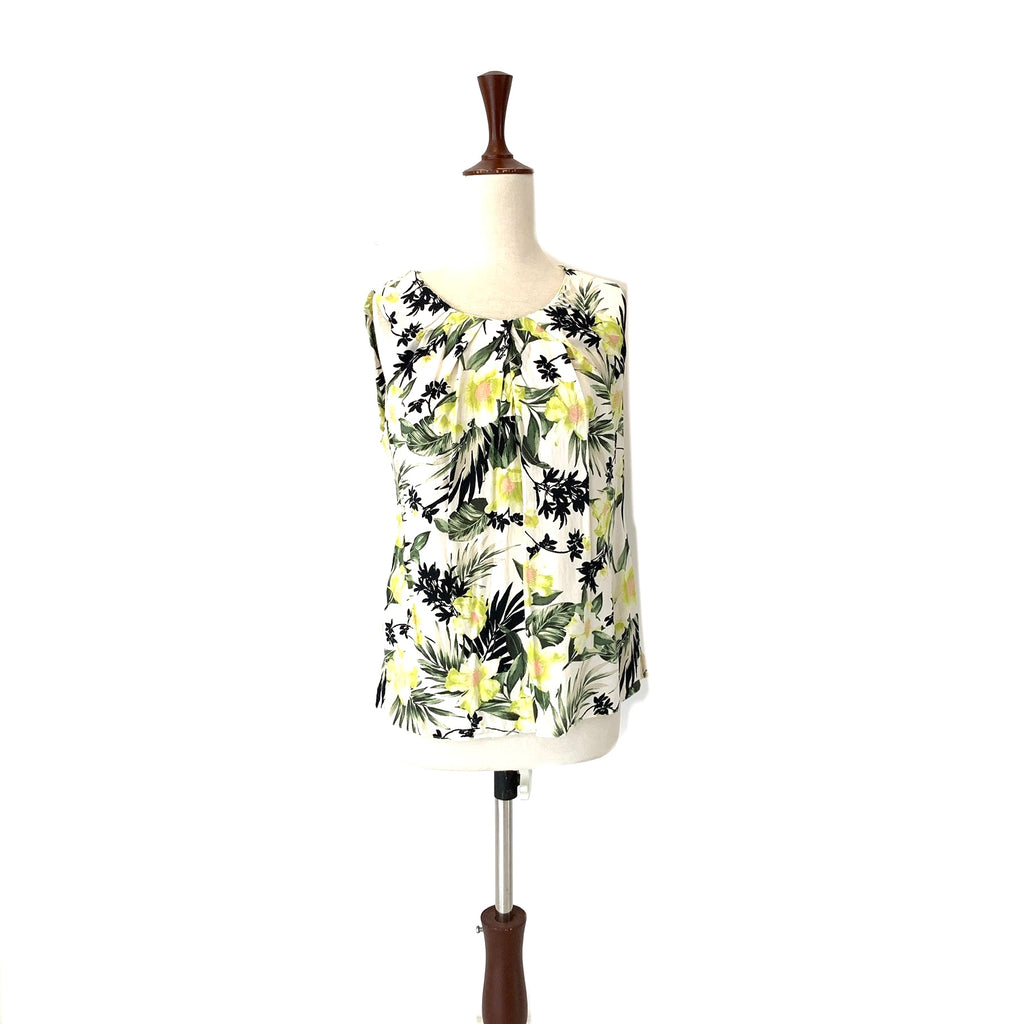 Red Herring Printed Sleeveless Top | Gently Used |