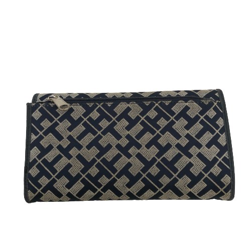 Tommy Hilfiger Navy Logo Travel Wallet | Pre Loved |
