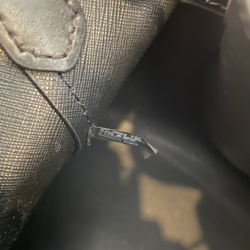 Michael Kors 'Suri' Black Leather Bucket Messenger Bag | Gently Used |