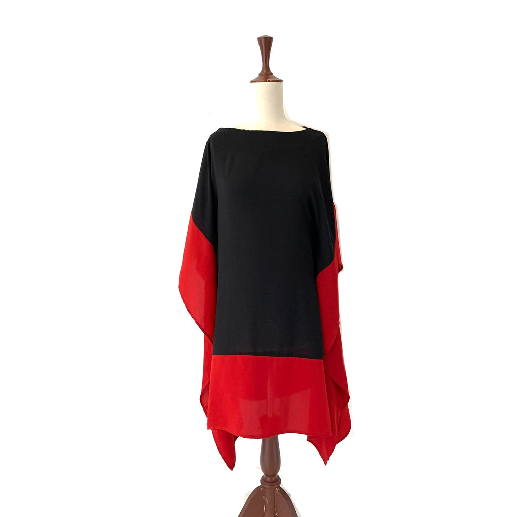Lulusar Black & Red Poncho Top | Gently Used |