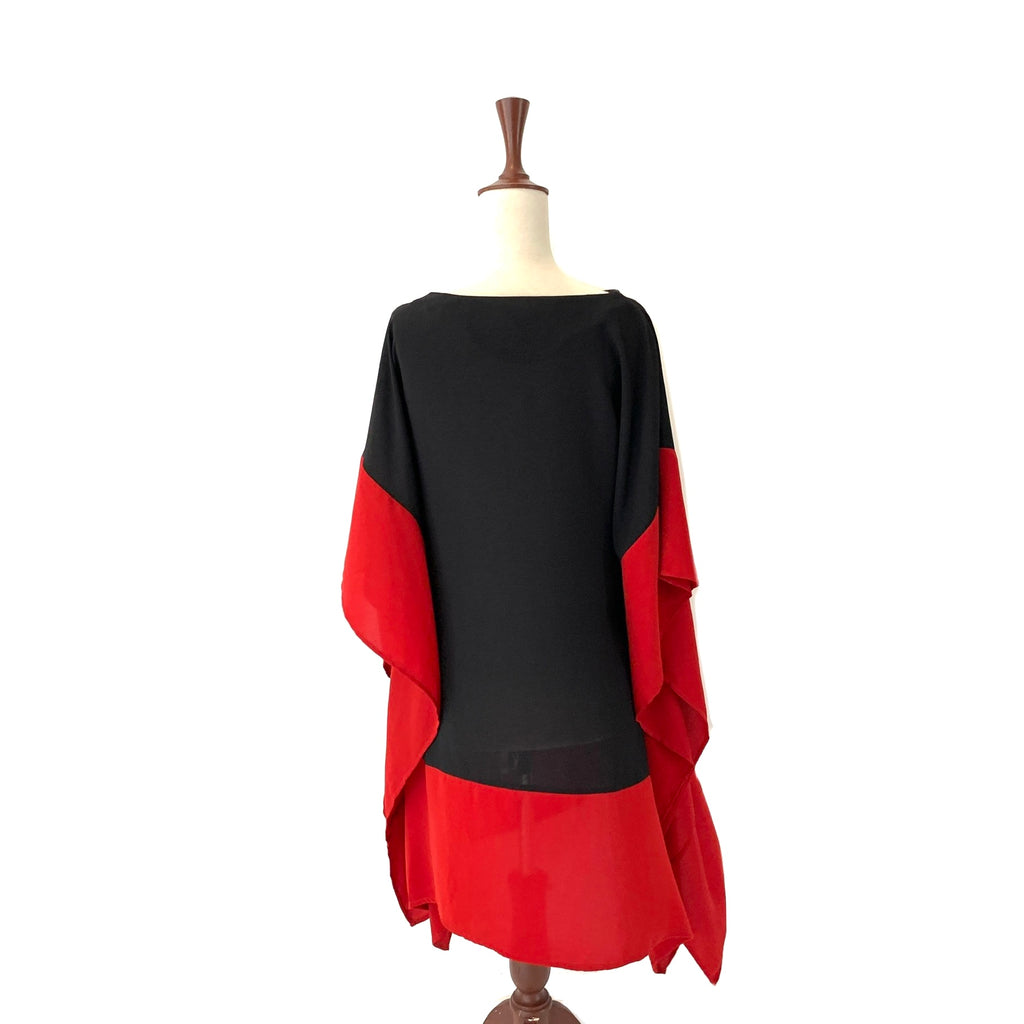 Lulusar Black & Red Poncho Top | Gently Used |