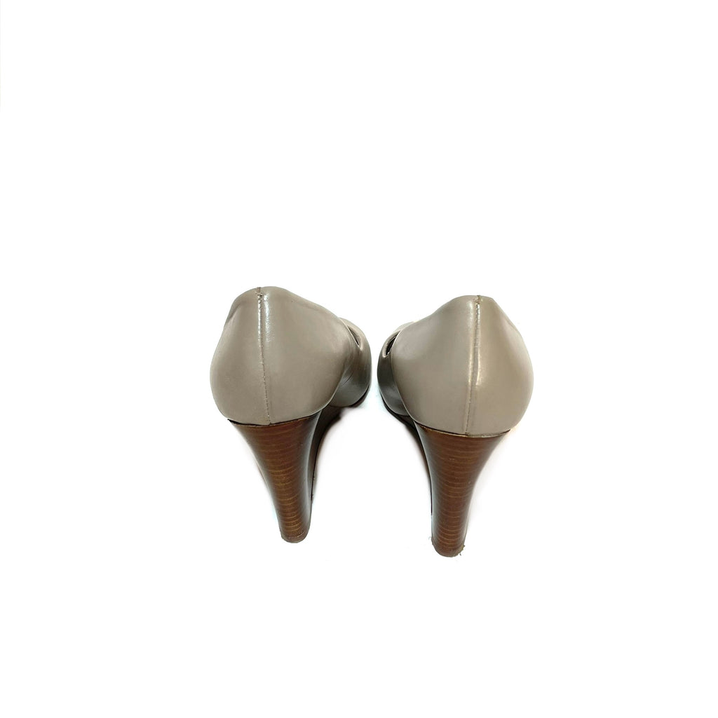 Tory Burch Grey 'Jolie' Peep-toe Wedges | Pre Loved |