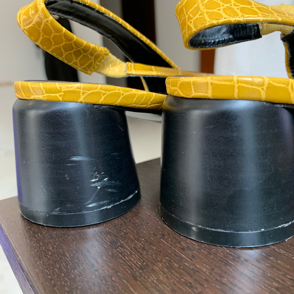 Mango Mustard Pointed Mules | Gently Used |