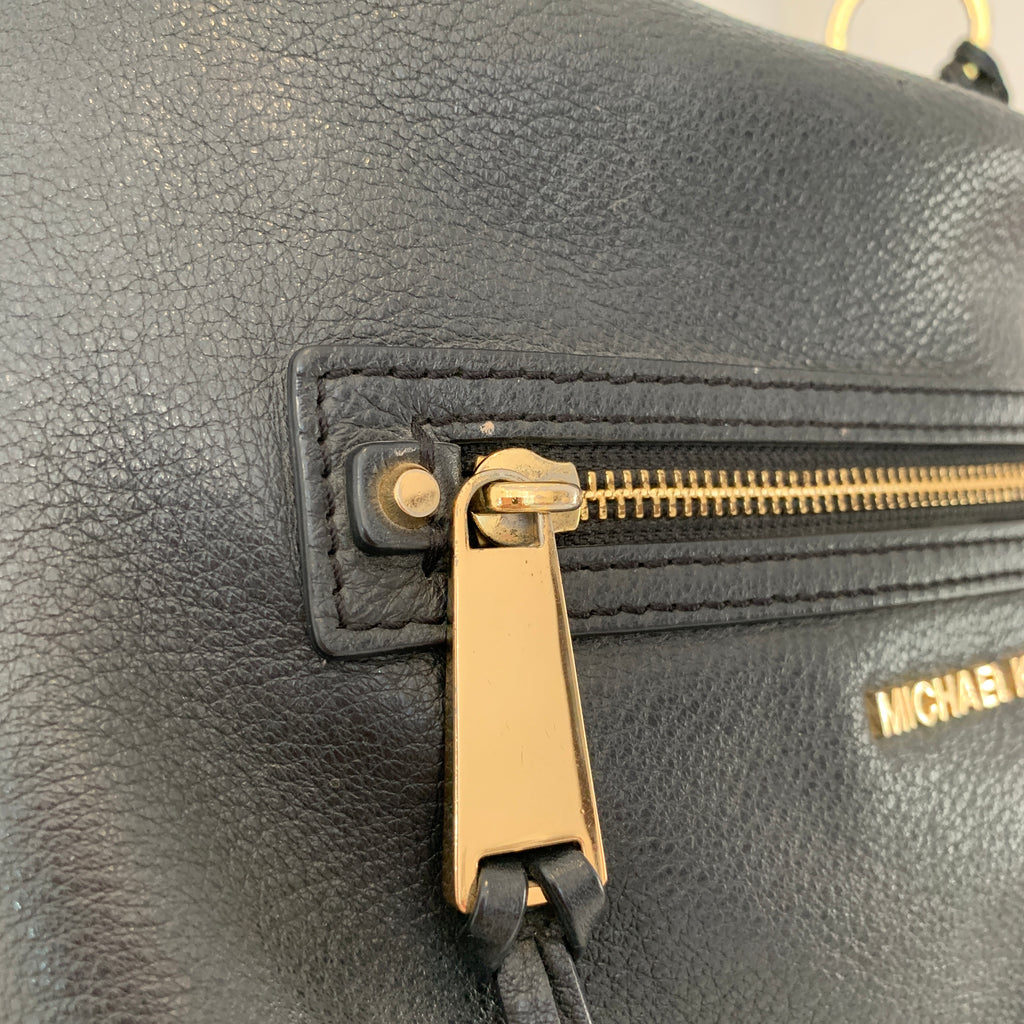 Michael Kors 'Lupita' Black Leather Small Shoulder Bag | Pre Loved |