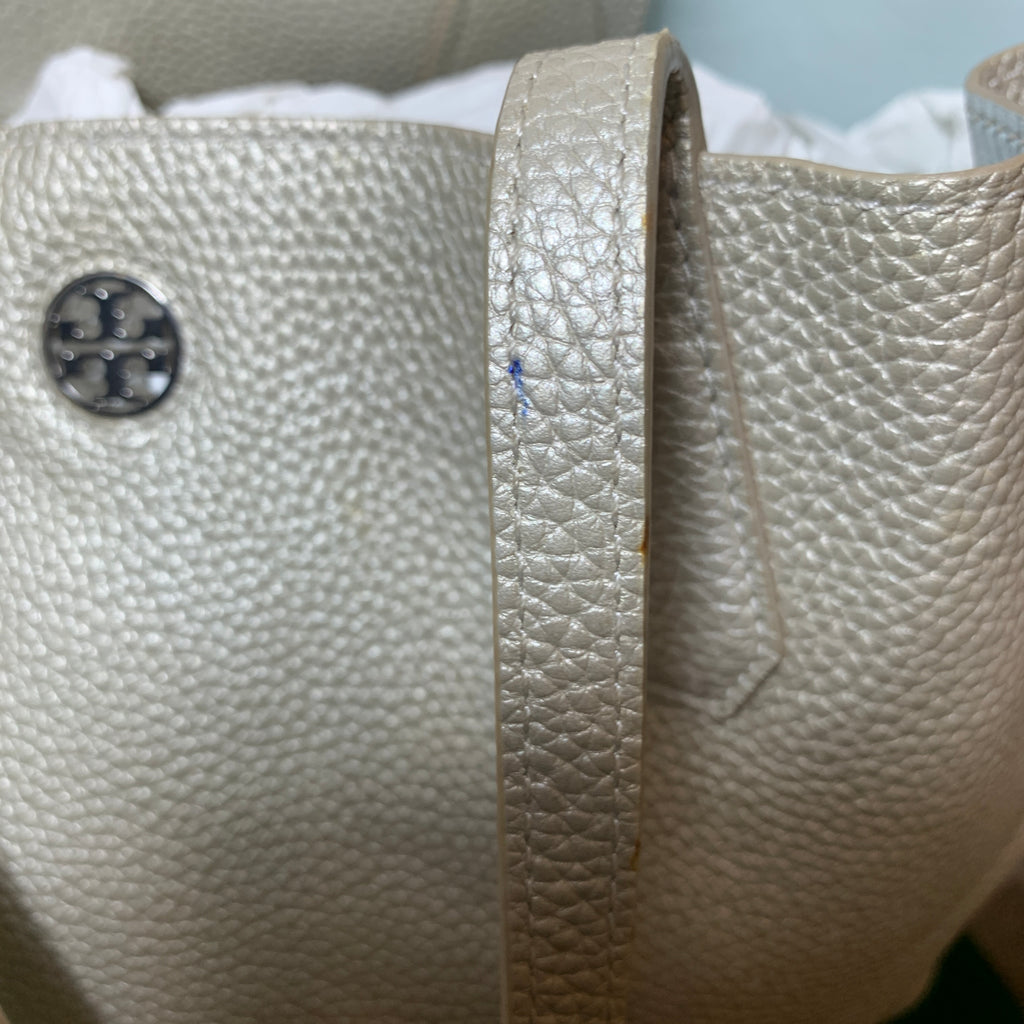 Tory Burch Silver Pebbled Leather 'Perry' Tote | Pre Loved |
