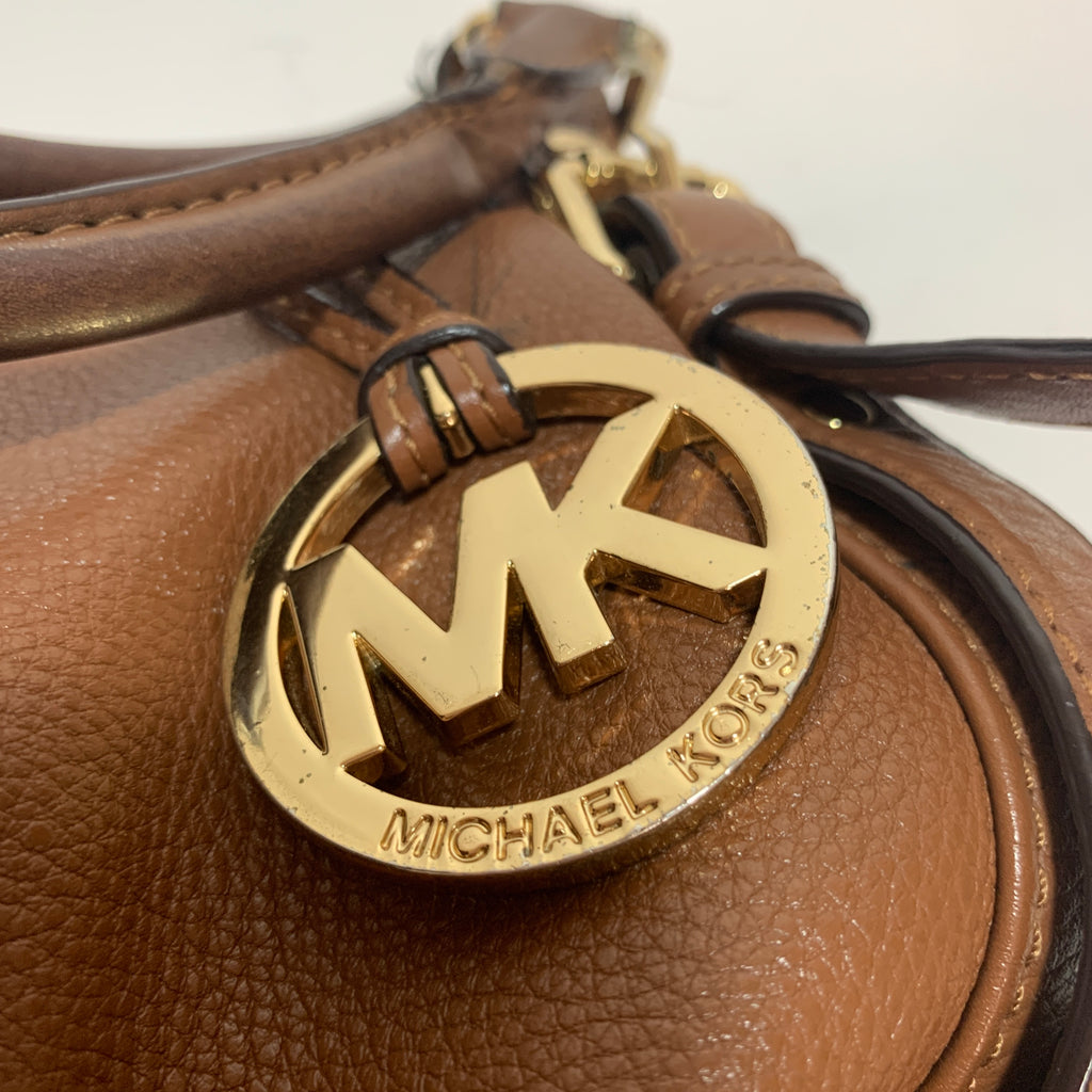Michael Kors Tan Pebbled Leather Shoulder Bag | Pre Loved |