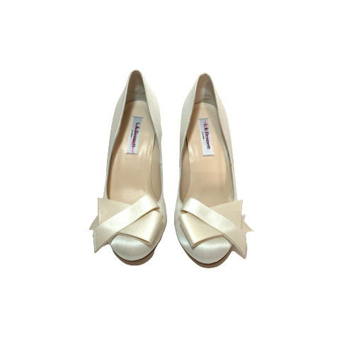 L.K Bennett Cream Satin Bow Heels | Like New |