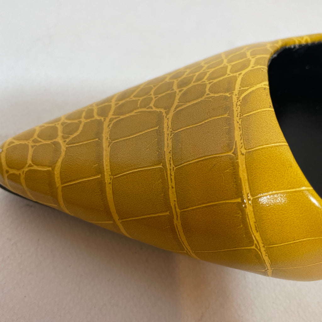 Mango Mustard Pointed Mules | Gently Used |