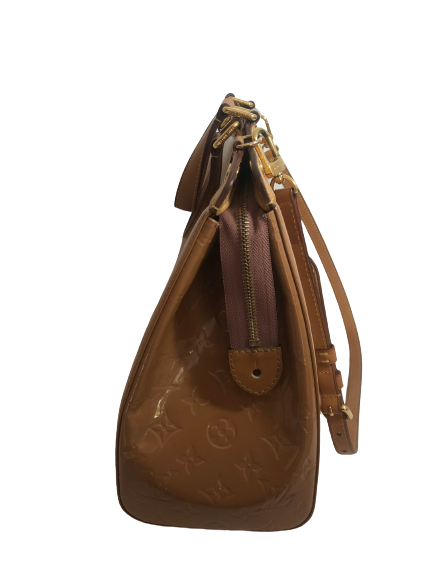 Louis Vuitton Beige Monogram 'Vernis Brea' MM Bag | Pre Loved |