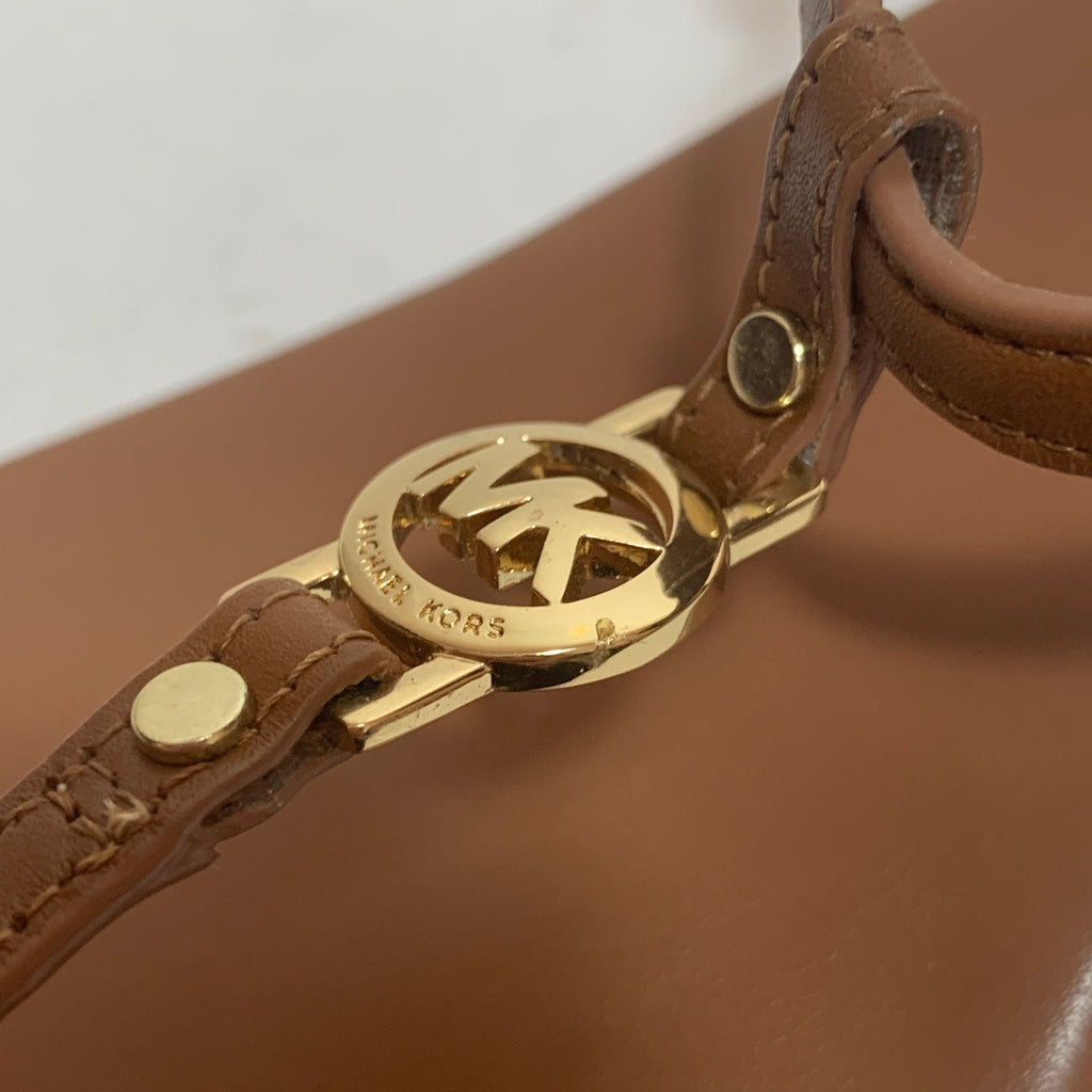 Michael Kors Tan Leather Thong Sandals | Gently Used |