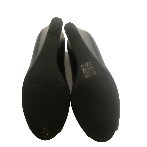Tory Burch 'Laura' Black Leather Peep-toe Wedges | Pre Loved |