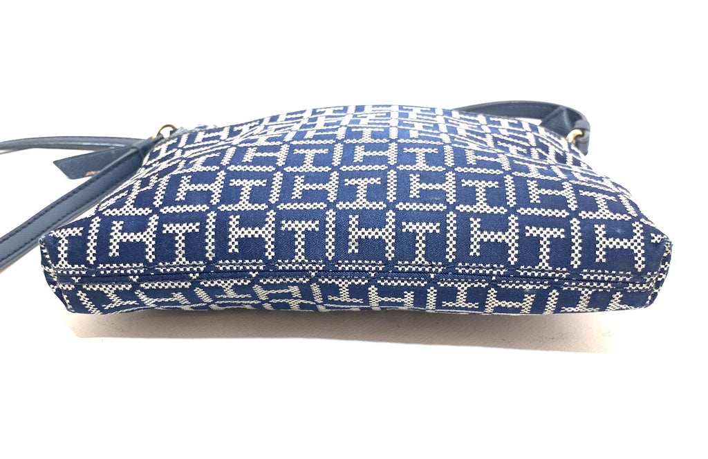 Tommy Hilfiger Monogram Navy Crossbody Bag | Gently Used |