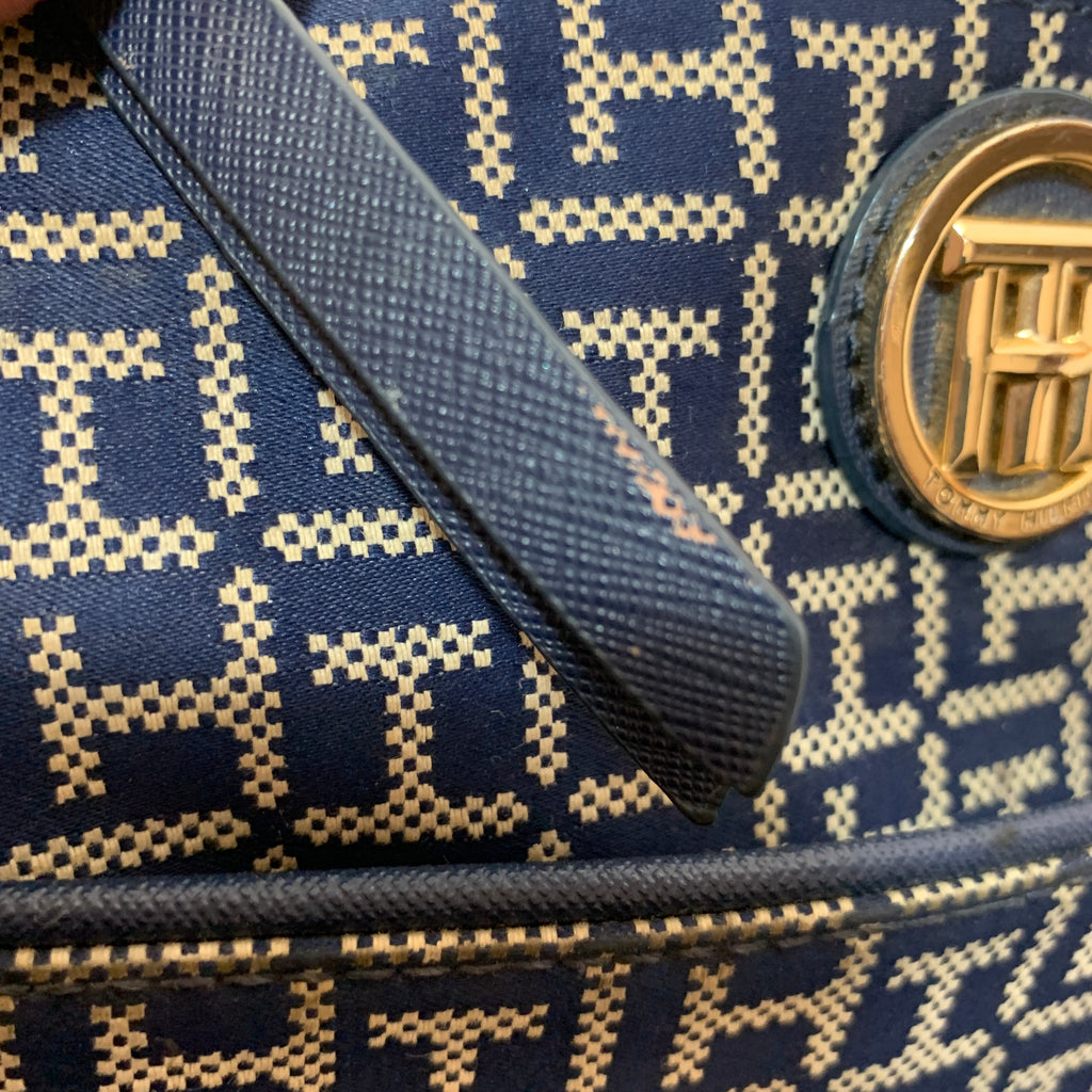 Tommy Hilfiger Monogram Navy Crossbody Bag | Gently Used |
